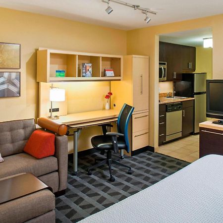Towneplace Suites By Marriott Bethlehem Easton/Lehigh Valley Hollo Zewnętrze zdjęcie